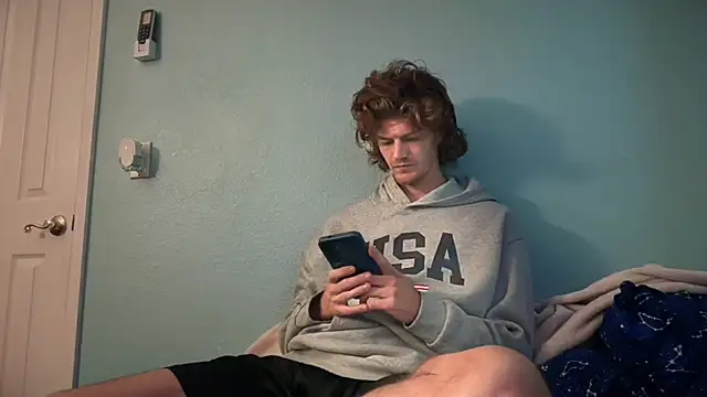 Snapshot of greekmythics chatting on December 22, 2025, 12:27 pm greekmythics online show from December 22, 2025, 12:27 pm