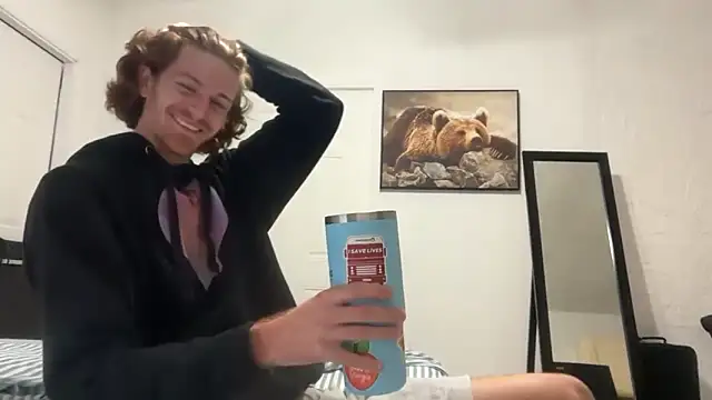 Snapshot of greekmythics chatting on December 1, 2025, 11:22 am greekmythics online show from December 1, 2025, 11:22 am