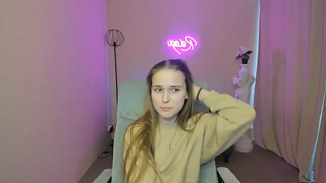 TaiteHankins online show from February 14, 2025, 11:42 am