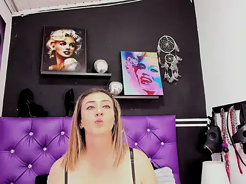 angellyhorny online show from June 25, 2026, 2:55 pm