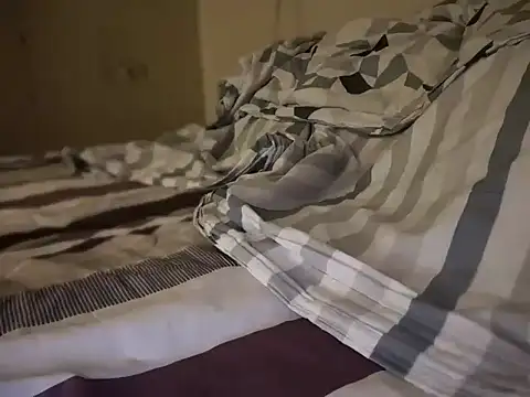 Snapshot of H3llB0Y6 chatting on February 17, 2026, 8:55 am H3llB0Y6 online show from February 17, 2026, 8:55 am