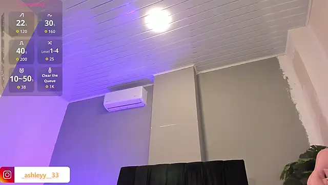  Ashley 33 online show from November 28, 2025, 8:25 am