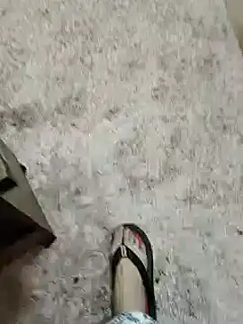 Loly2025 online show from February 22, 2025, 2:08 pm