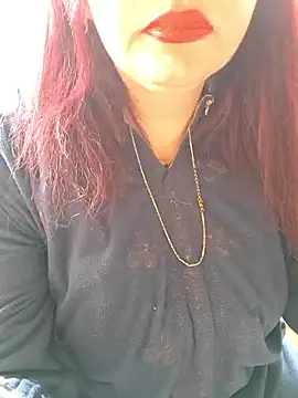 Loly2025 online show from March 23, 2026, 2:39 pm