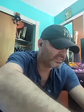 Snapshot of Novabear6996 chatting on February 28, 2026, 12:10 am Novabear6996 online show from February 28, 2026, 12:10 am