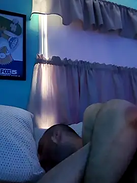 Snapshot of Novabear6996 chatting on February 20, 2026, 6:32 pm Novabear6996 online show from February 20, 2026, 6:32 pm