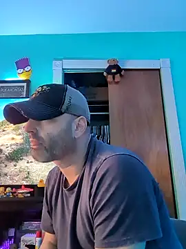 Snapshot of Novabear6996 chatting on February 4, 2026, 9:32 pm Novabear6996 online show from February 4, 2026, 9:32 pm