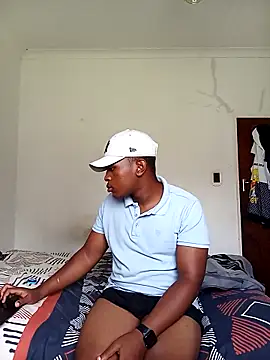 bosszonke123 online show from March 2, 2025, 1:20 pm