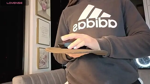 Ivanna West online show from February 25, 2026, 10:04 am