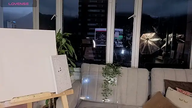 Ivanna West online show from September 19, 2025, 10:41 am