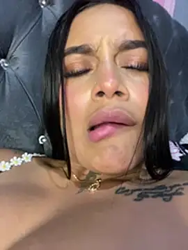 Emily sharlot online show from March 3, 2026, 5:25 am