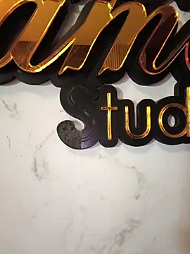 EmmaSulivan online show from April 8, 2026, 12:17 pm