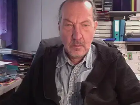 Snapshot of HMStraps01 chatting on December 20, 2024, 1:11 pm HMStraps01 online show from December 20, 2024, 1:11 pm