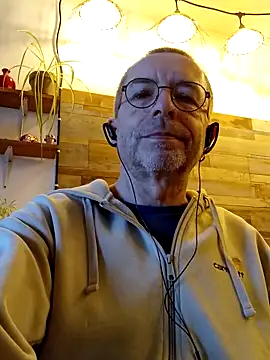 Xavspank2 online show from February 10, 2026, 10:36 am