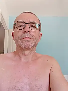 Xavspank2 online show from July 6, 2026, 1:18 pm