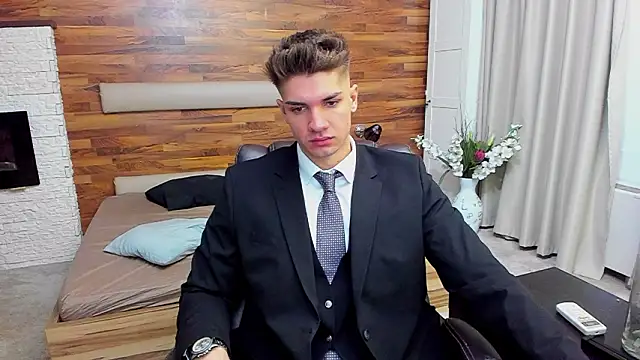 MaxKaiden online show from March 14, 2026, 6:41 am