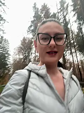 AvaFlowers6 online show from November 2, 2025, 1:49 pm