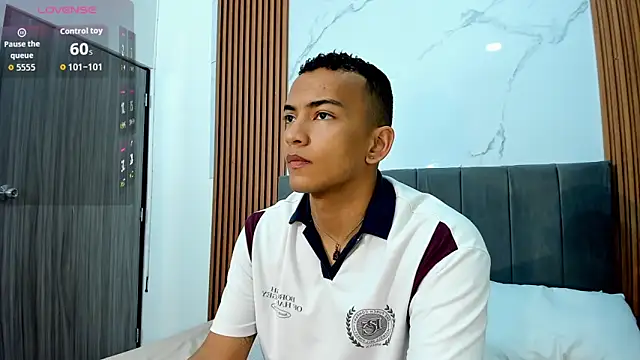 Rafa2004Cruz online show from September 19, 2025, 11:58 am