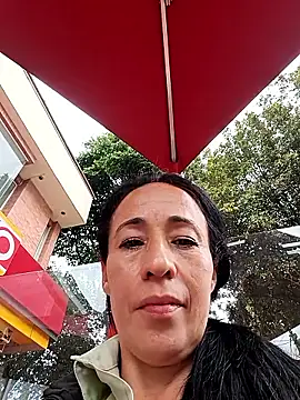 Snapshot of Coeur_de_luxure chatting on January 16, 2026, 1:48 pm Coeur de luxure online show from January 16, 2026, 1:48 pm