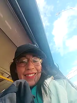 Snapshot of Coeur_de_luxure chatting on February 21, 2026, 2:19 pm Coeur de luxure online show from February 21, 2026, 2:19 pm