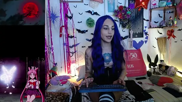 purplekattlyn online show from May 12, 2026, 6:47 pm