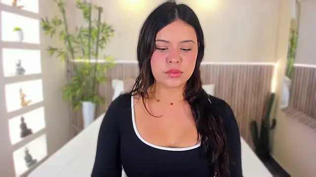 Snapshot of GeorginaReyes chatting on June 21, 2026, 12:11 pm GeorginaReyes online show from June 21, 2026, 12:11 pm