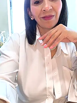 Mrsvictoriaaa online show from November 30, 2025, 5:36 pm