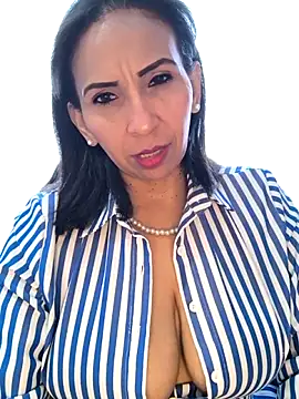 Mrsvictoriaaa online show from March 11, 2026, 7:41 pm