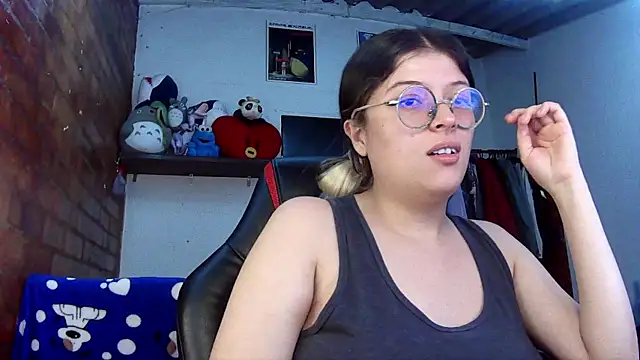 Emily  katz online show from March 18, 2025, 11:09 pm