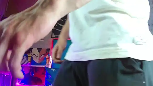 LiamAndrewzz online show from March 27, 2026, 5:27 am