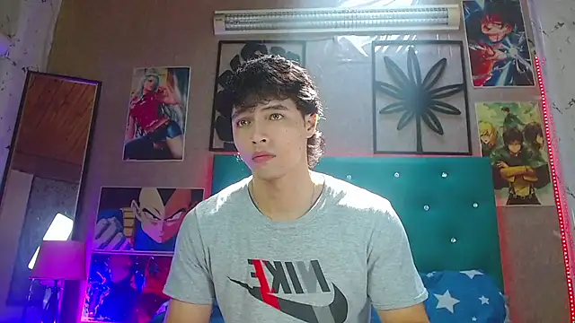 LiamAndrewzz online show from November 11, 2025, 3:40 pm