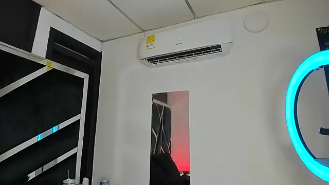 Snapshot of Rubyxht chatting on February 8, 2026, 12:47 pm Rubyxht online show from February 8, 2026, 12:47 pm