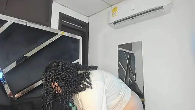 Rubyxht online show from September 21, 2025, 12:43 pm