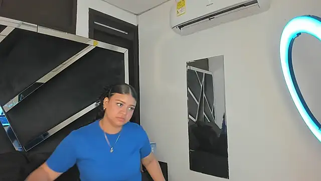 Rubyxht online show from September 10, 2025, 12:37 pm