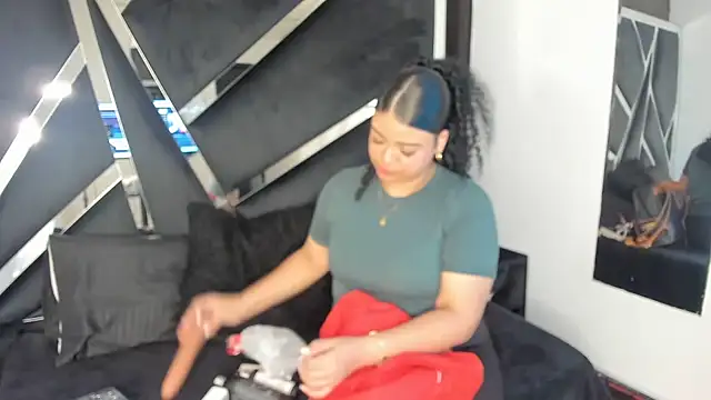 Rubyxht online show from September 15, 2025, 12:38 pm