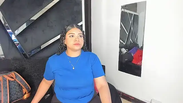 Rubyxht online show from November 4, 2025, 12:42 pm