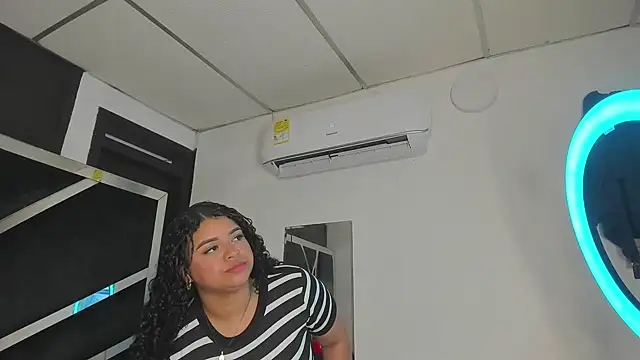 Rubyxht online show from March 26, 2026, 12:58 pm