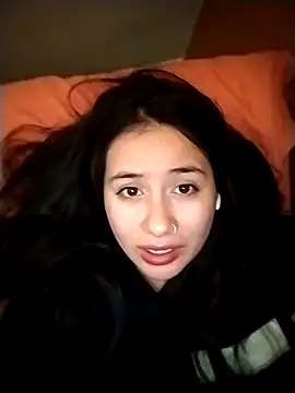 Snapshot of sweetie__annieee chatting on February 26, 2026, 4:34 am sweetie annieee online show from February 26, 2026, 4:34 am