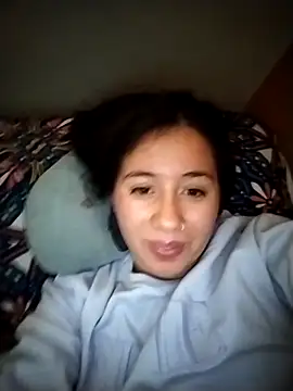 Snapshot of sweetie__annieee chatting on February 4, 2026, 4:29 am sweetie annieee online show from February 4, 2026, 4:29 am