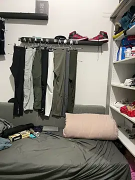 pesyelisa online show from March 12, 2025, 7:14 pm