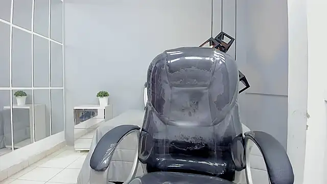 Johann sex online show from September 15, 2025, 4:18 pm