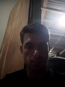 Snapshot of Gouvere chatting on May 13, 2026, 1:23 am Gouvere online show from May 13, 2026, 1:23 am