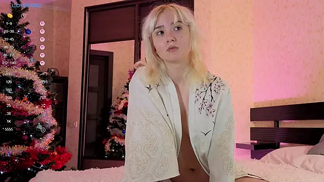 Nasy online show from December 15, 2025, 6:58 pm