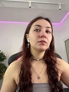 AshleySkott  online show from September 29, 2025, 8:32 am