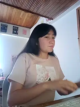 Arielle lov online show from October 25, 2025, 1:34 pm