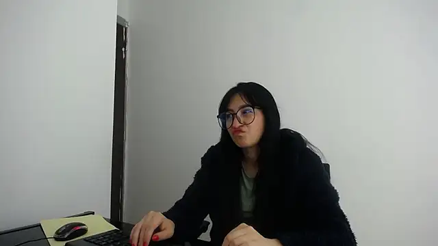 Arielle lov online show from February 12, 2026, 11:21 am