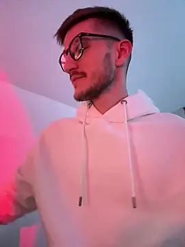 yoyoboy988 online show from March 18, 2025, 7:01 pm