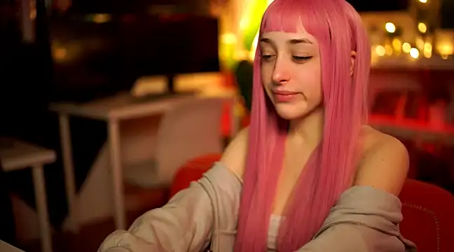 Snapshot of VirtuAlina chatting on February 16, 2025, 6:21 pm VirtuAlina online show from February 16, 2025, 6:21 pm