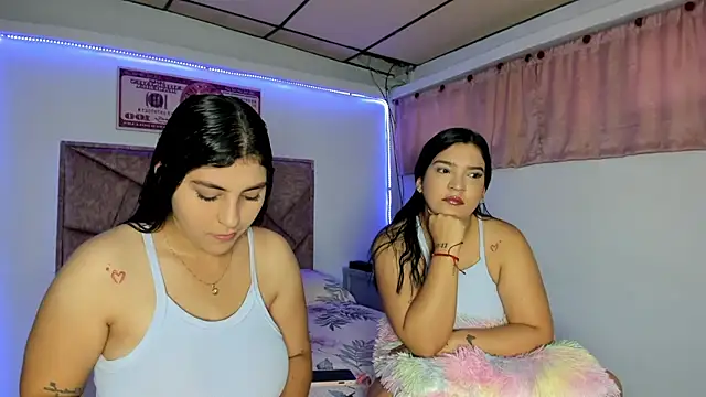 Snapshot of Cristal_Smith20 chatting on February 19, 2026, 1:30 pm Cristal Smith20 online show from February 19, 2026, 1:30 pm