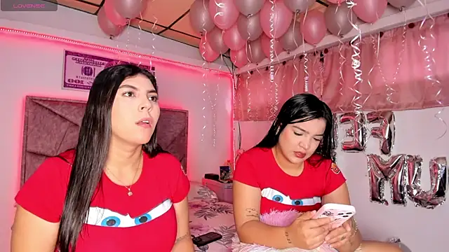 Snapshot of Cristal_Smith20 chatting on February 14, 2026, 1:22 pm Cristal Smith20 online show from February 14, 2026, 1:22 pm